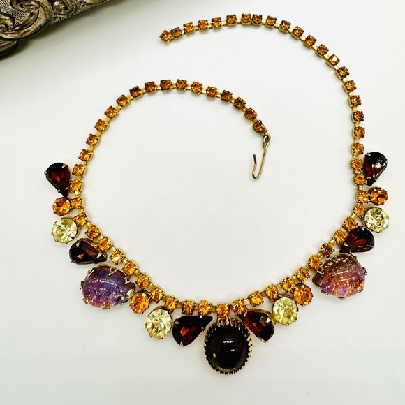 🔥 Vintage GORGEOUS Opal Rhinestone Crystal Necklace - Picture 11 of 17